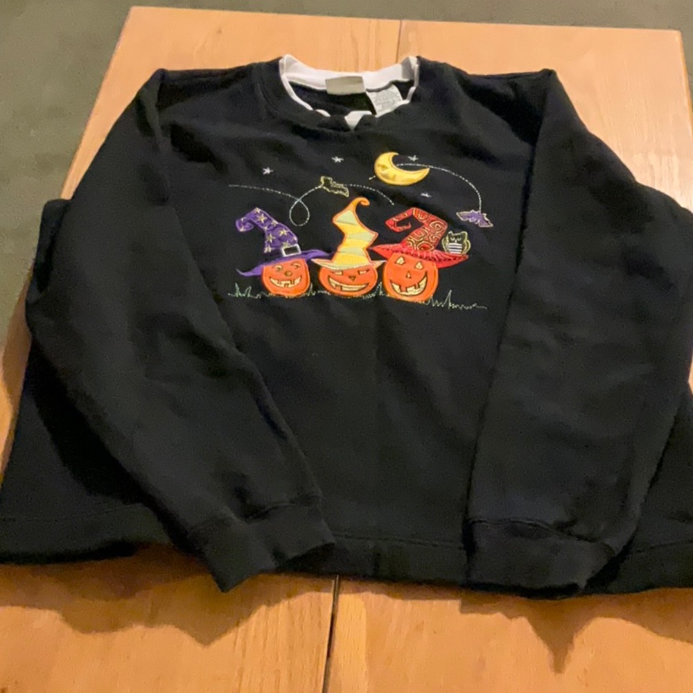 Misses large Black embroidered with gold lame and satin Halloween sweatshirt